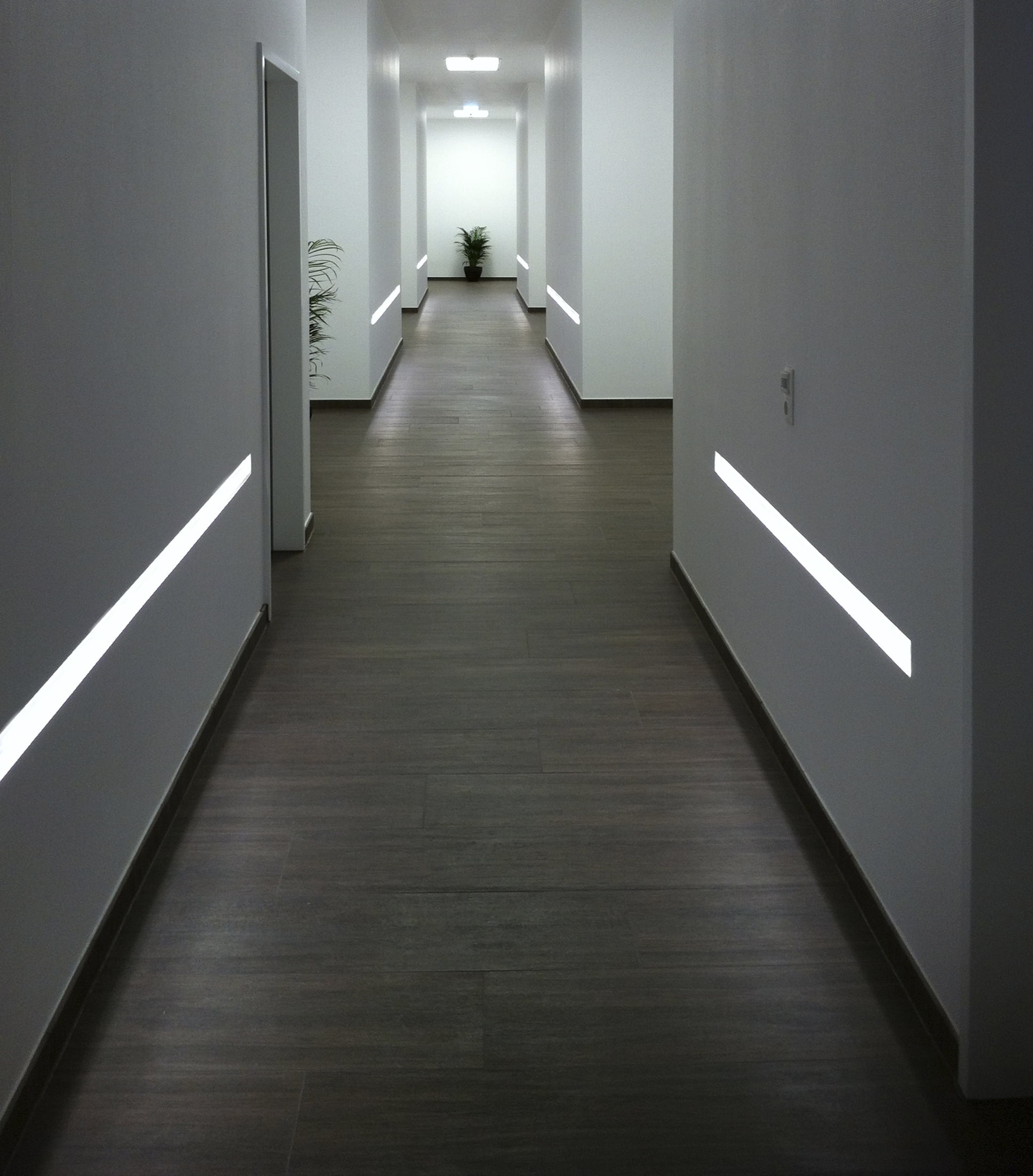 Led stucprofiel in de muur verwerkt