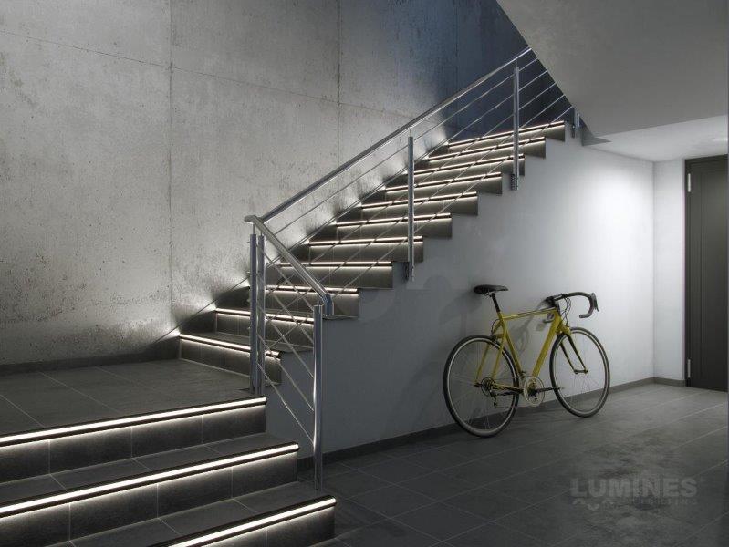 Led stripprofiel led line 3500 ingebouwd in trap